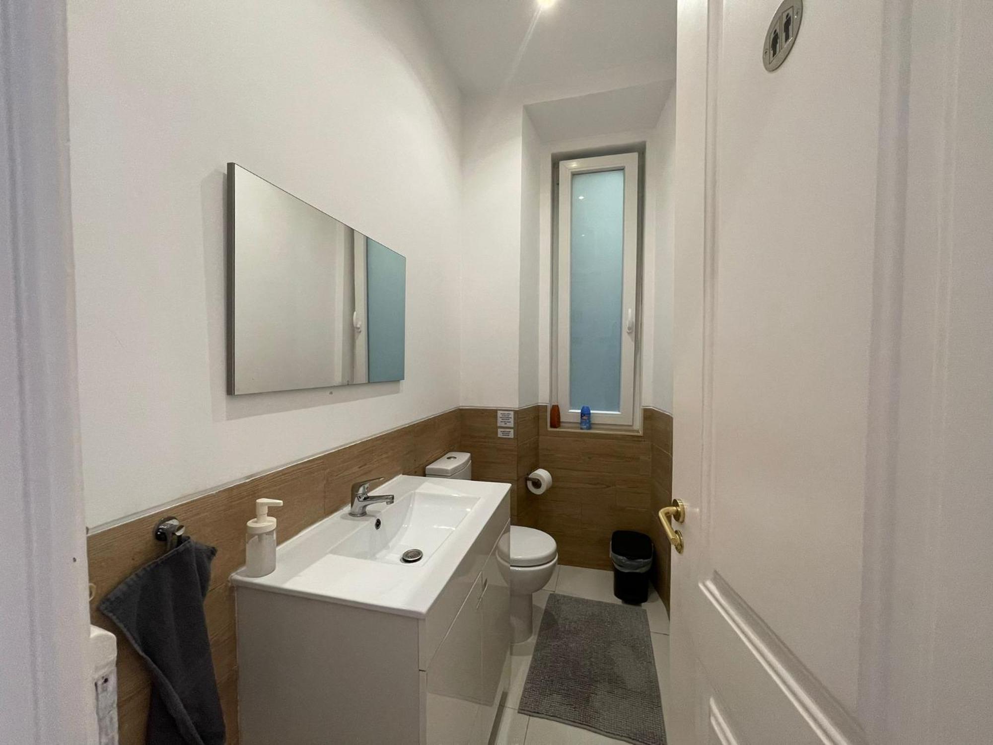 Embassy Arriaga Private Elegance Rooms In Stylish Shared Apartment Lisboa Eksteriør bilde