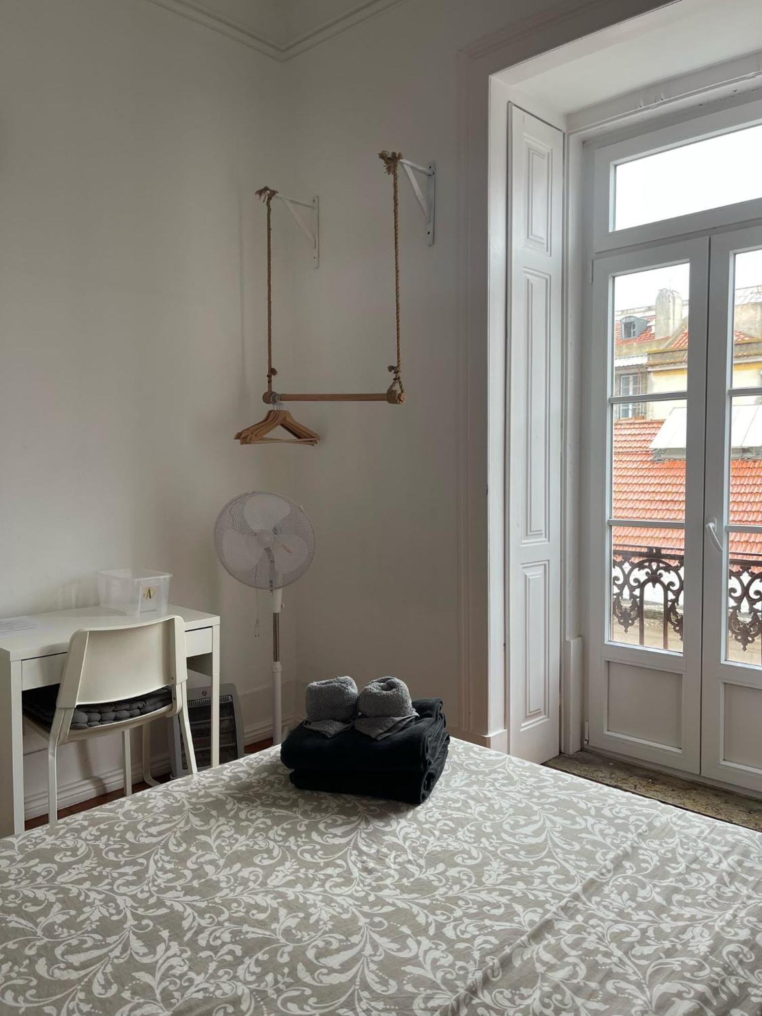 Embassy Arriaga Private Elegance Rooms In Stylish Shared Apartment Lisboa Eksteriør bilde